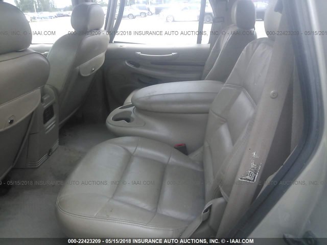 5LMFU28A2YLJ42991 - 2000 LINCOLN NAVIGATOR TAN photo 8