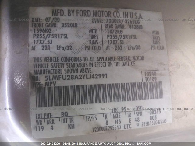 5LMFU28A2YLJ42991 - 2000 LINCOLN NAVIGATOR TAN photo 9