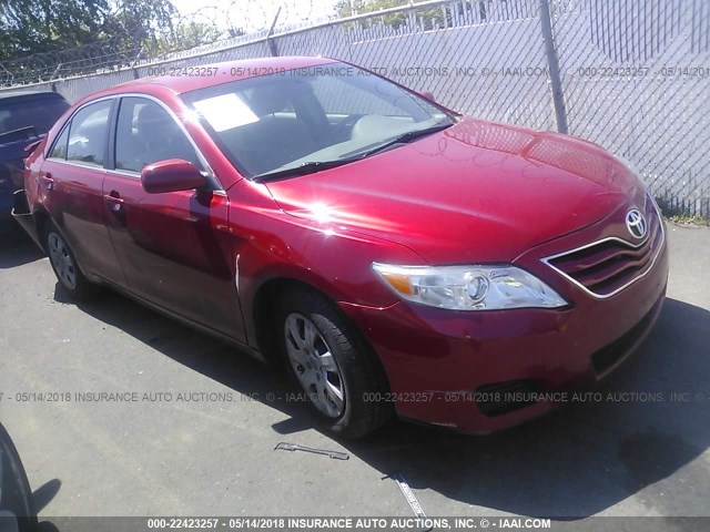 4T4BF3EK7BR175992 - 2011 TOYOTA CAMRY SE/LE/XLE 红色 照片 1