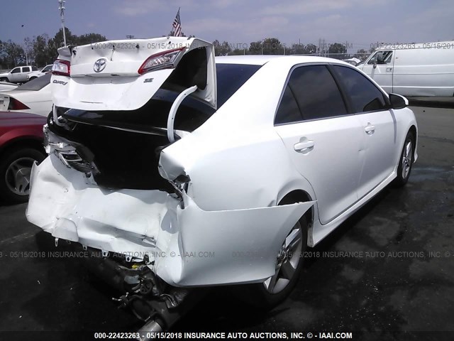 4T1BF1FK9EU758467 - 2014 TOYOTA CAMRY L/SE/LE/XLE WHITE photo 4