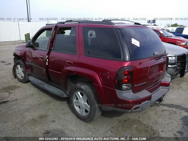 1GNDT13S522202116 - 2002 CHEVROLET TRAILBLAZER  MAROON photo 3