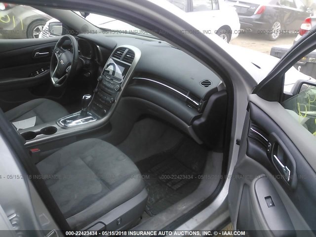 1G11B5SA0DF268074 - 2013 CHEVROLET MALIBU LS SILVER photo 5