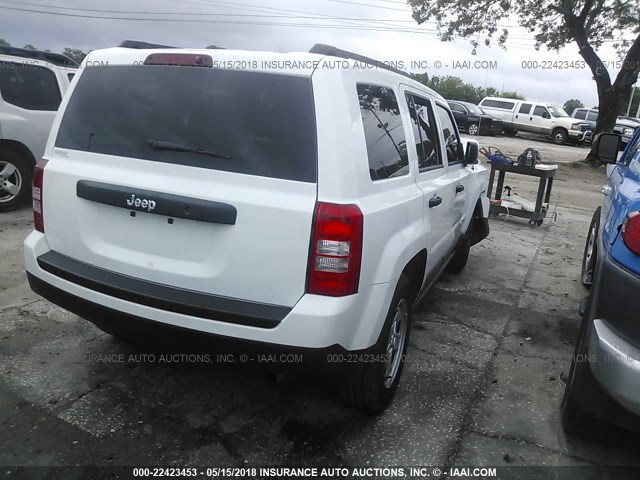 1C4NJPBA6GD809247 - 2016 JEEP PATRIOT SPORT WHITE photo 4