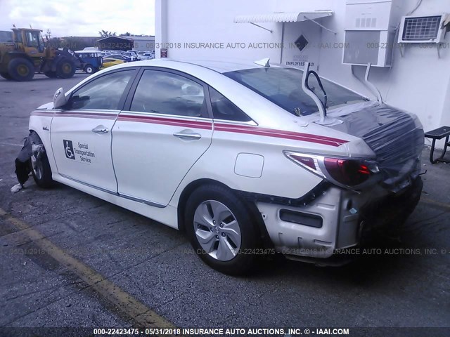 KMHEC4A47EA113561 - 2014 HYUNDAI SONATA HYBRID WHITE photo 3