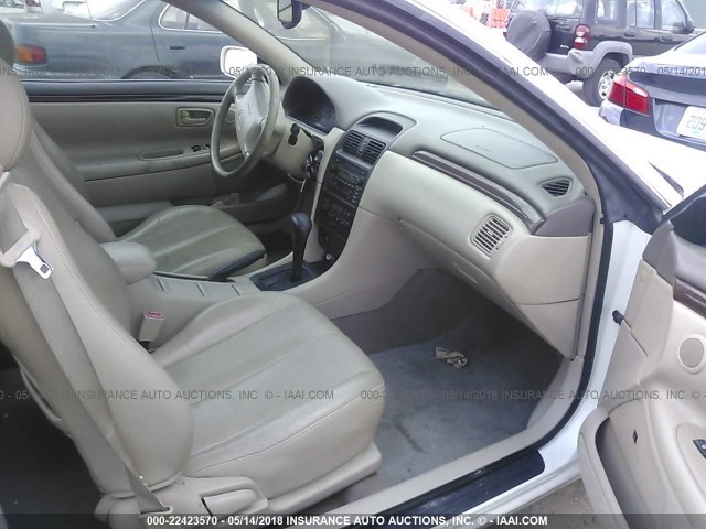 2T1CF22P1YC331222 - 2000 TOYOTA CAMRY SOLARA SE/SLE თეთრი ფოტო 5