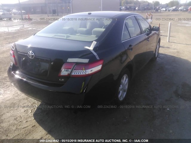 4T4BF3EK1BR138372 - 2011 TOYOTA CAMRY SE/LE/XLE BLACK photo 4
