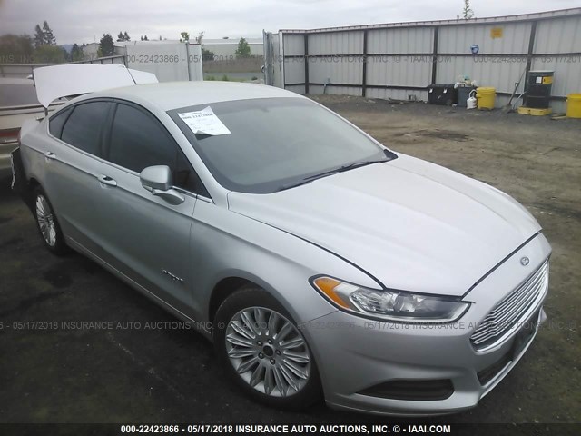 3FA6P0LU7GR368826 - 2016 FORD FUSION SE HYBRID SILVER photo 1