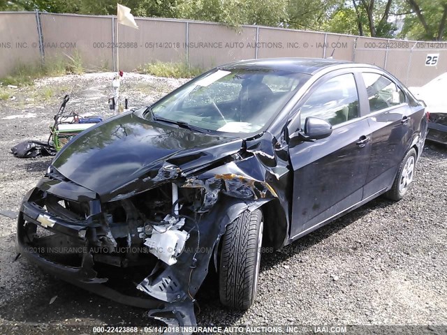 1G1JA5SH5D4205547 - 2013 CHEVROLET SONIC LS 黑色 照片 2