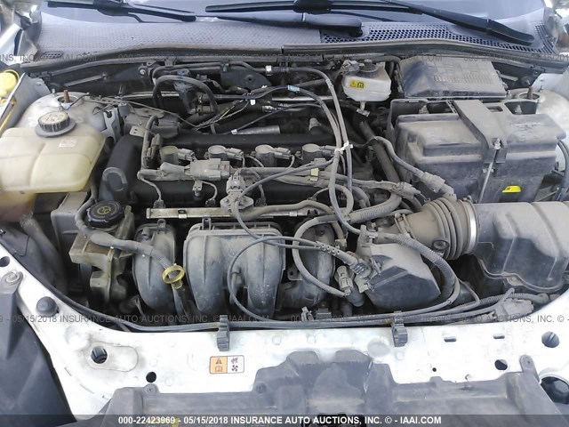 1FAFP34N67W310194 - 2007 FORD FOCUS ZX4/S/SE/SES 白色 照片 10