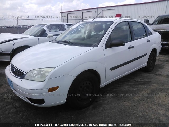1FAFP34N67W310194 - 2007 FORD FOCUS ZX4/S/SE/SES 白色 照片 2