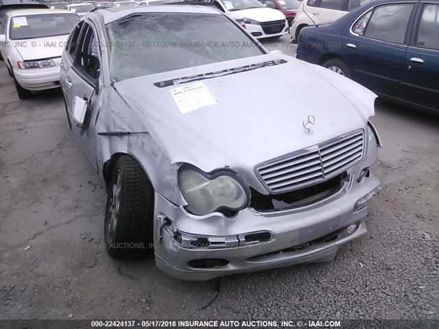 WDBRF81J14F509589 - 2004 MERCEDES-BENZ C 240 4MATIC SILVER photo 1