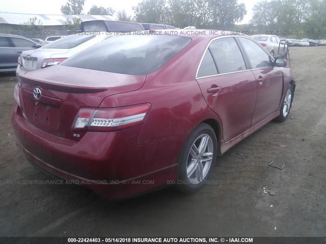 4T1BF3EK0BU692707 - 2011 TOYOTA CAMRY SE/LE/XLE RED photo 4