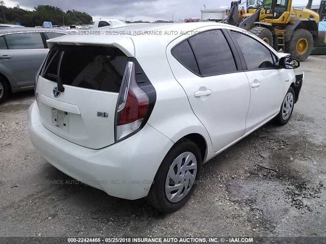 JTDKDTB31G1116298 - 2016 TOYOTA PRIUS C WHITE photo 4