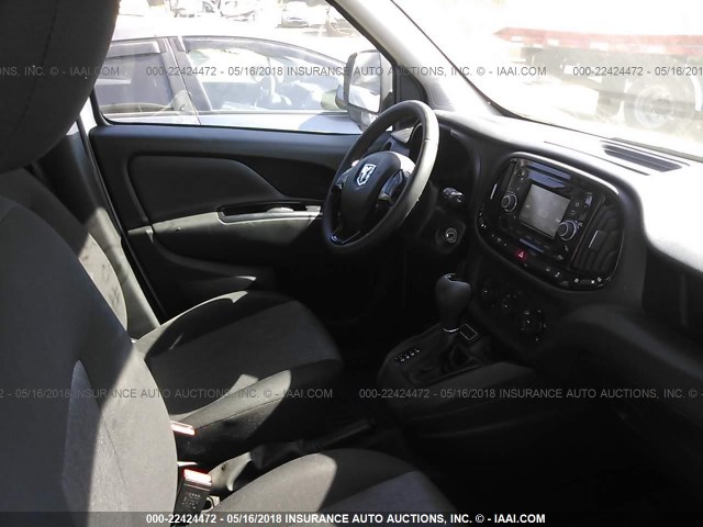 ZFBERFBT1G6B13409 - 2016 RAM PROMASTER CITY SLT 白色 照片 5