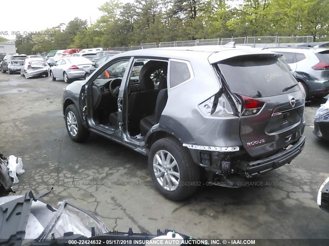 KNMAT2MV6HP608010 - 2017 NISSAN ROGUE S/SV GRAY photo 3