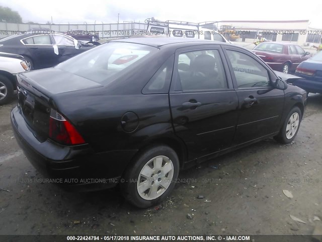 1FAFP34N27W279655 - 2007 FORD FOCUS ZX4/S/SE/SES BLACK photo 4