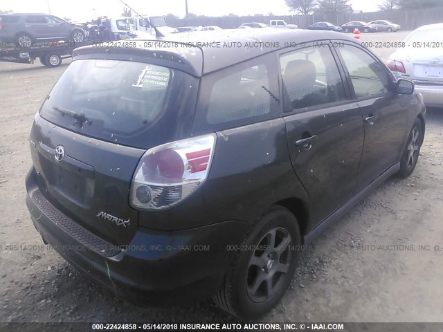 2T1KR32E15C491796 - 2005 TOYOTA COROLLA MATRIX XR BLACK photo 4