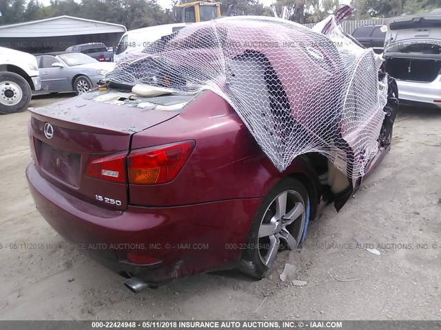 JTHBK262X72055642 - 2007 LEXUS IS 250 RED photo 4