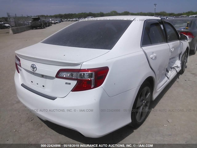 4T1BF1FK5EU323378 - 2014 TOYOTA CAMRY L/SE/LE/XLE 白色 照片 4