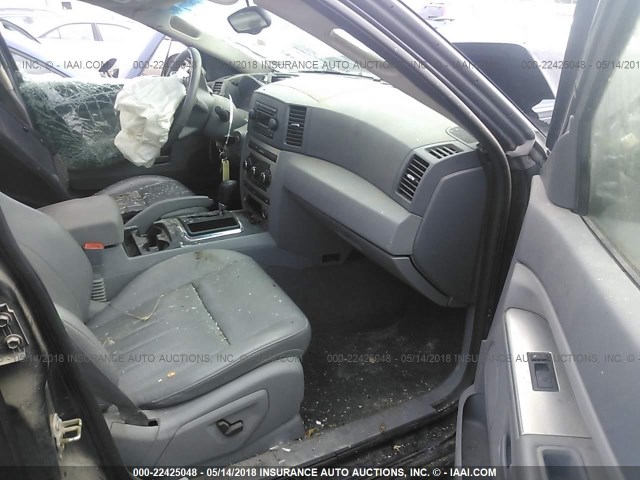 1J4GR48K55C513231 - 2005 JEEP GRAND CHEROKEE LAREDO/COLUMBIA/FREEDOM 黑色 照片 5