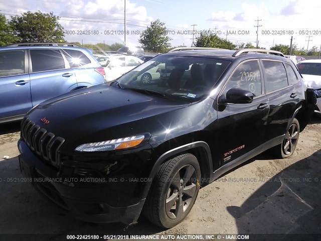 1C4PJLCB3GW293524 - 2016 JEEP CHEROKEE LATITUDE BLACK photo 2