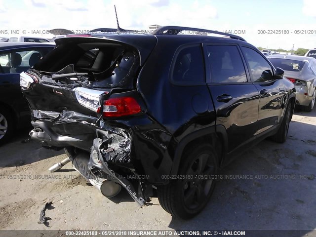 1C4PJLCB3GW293524 - 2016 JEEP CHEROKEE LATITUDE BLACK photo 4