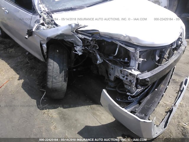 4T1BF1FK5EU380499 - 2014 TOYOTA CAMRY L/SE/LE/XLE 银色 照片 6