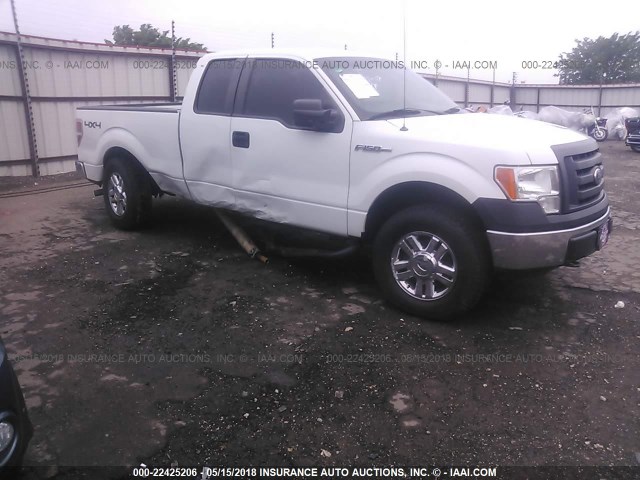 1FTFX1EF0CFB54069 - 2012 FORD F150 SUPER CAB WHITE photo 1