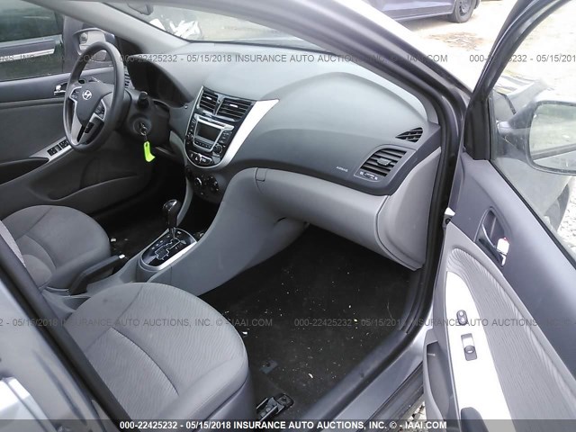 KMHCU4AEXEU748351 - 2014 HYUNDAI ACCENT GLS/SE GRAY photo 5