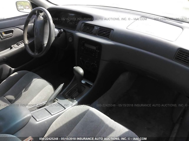4T1BG22K41U804077 - 2001 TOYOTA CAMRY CE/LE/XLE 灰色 照片 5