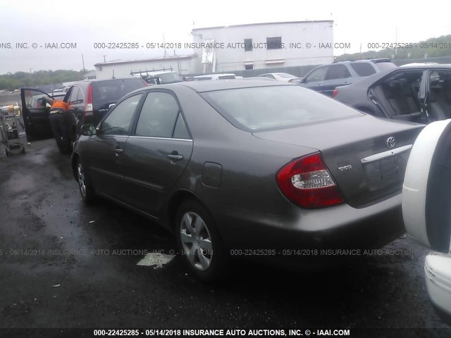 4T1BE30K44U876268 - 2004 TOYOTA CAMRY LE/XLE/SE GRAY photo 3