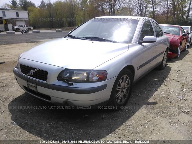 YV1RS59VX42337728 - 2004 VOLVO S60 2.5T SILVER photo 2