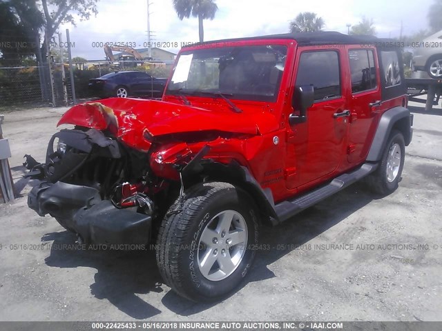 1C4BJWDG1FL502832 - 2015 JEEP WRANGLER UNLIMITE SPORT RED photo 6