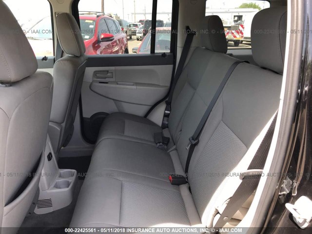 1J8GN28K08W170345 - 2008 JEEP LIBERTY SPORT 黑色 照片 8