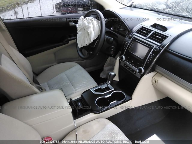 4T1BF1FK6CU061383 - 2012 TOYOTA CAMRY SE/LE/XLE GOLD photo 5
