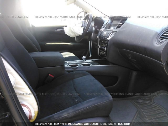 5N1AR2MN7DC633350 - 2013 NISSAN PATHFINDER S/SV/SL/PLATINUM 黑色 照片 5