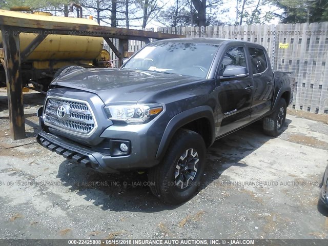 3TMCZ5ANXHM117829 - 2017 TOYOTA TACOMA DBL CAB/SR/TRDSPT/OR/PRO GRAY photo 2