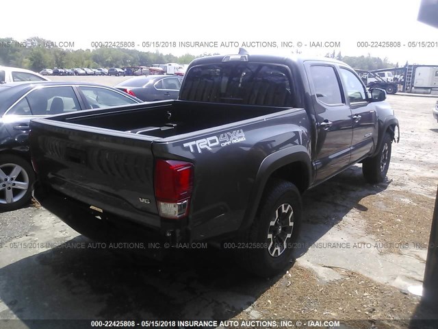 3TMCZ5ANXHM117829 - 2017 TOYOTA TACOMA DBL CAB/SR/TRDSPT/OR/PRO ნაცრისფერი ფოტო 4