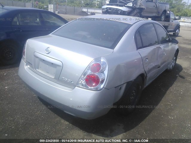 1N4AL11DX5C180103 - 2005 NISSAN ALTIMA S/SL SILVER photo 4