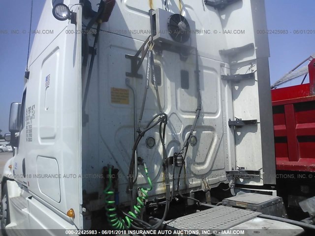 1FUJGLBG8CSBS6333 - 2012 FREIGHTLINER CASCADIA 125  Unknown photo 8