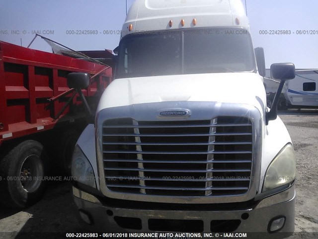 1FUJGLBG8CSBS6333 - 2012 FREIGHTLINER CASCADIA 125  Unknown photo 9