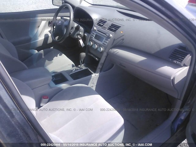 4T1BE46K99U914341 - 2009 TOYOTA CAMRY SE/LE/XLE 灰色 照片 5