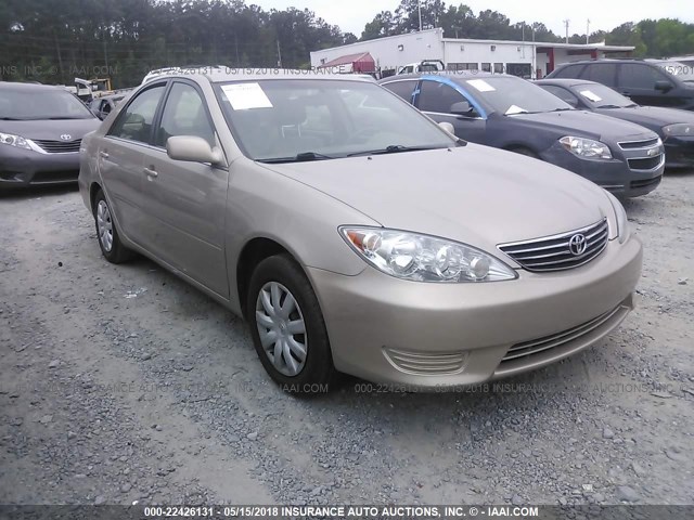 4T1BE32K45U401900 - 2005 TOYOTA CAMRY LE/XLE/SE ბეჟი ფოტო 1
