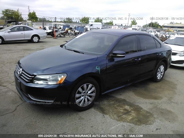 1VWAP7A38DC054522 - 2013 VOLKSWAGEN PASSAT S BLUE photo 2