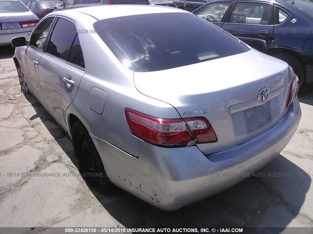 JTNBE46K673101980 - 2007 TOYOTA CAMRY NEW GENERAT CE/LE/XLE/SE GRAY photo 3