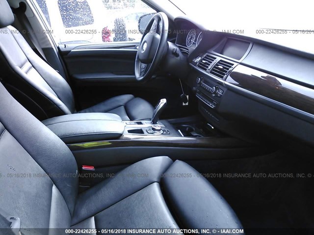 5UXZV4C56CL767019 - 2012 BMW X5 XDRIVE35I Qara foto 5