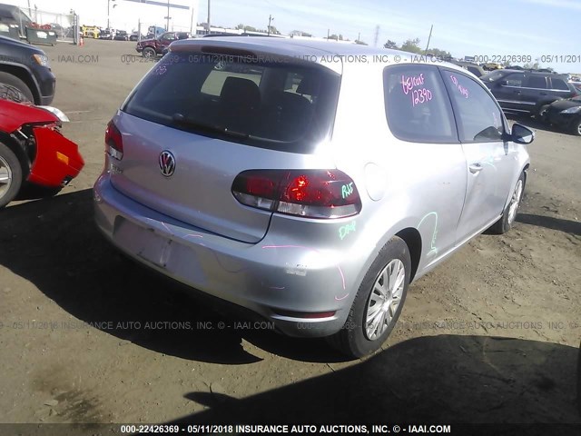 WVWAB7AJ4BW027765 - 2011 VOLKSWAGEN GOLF 银色 照片 4