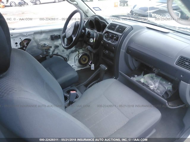 5N1ED28T92C558348 - 2002 NISSAN XTERRA XE/SE WHITE photo 5