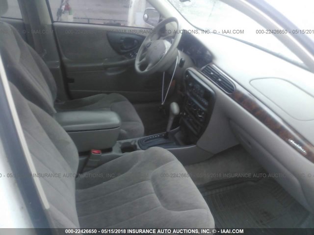 1G1NE52J0Y6130193 - 2000 CHEVROLET MALIBU LS თეთრი ფოტო 5