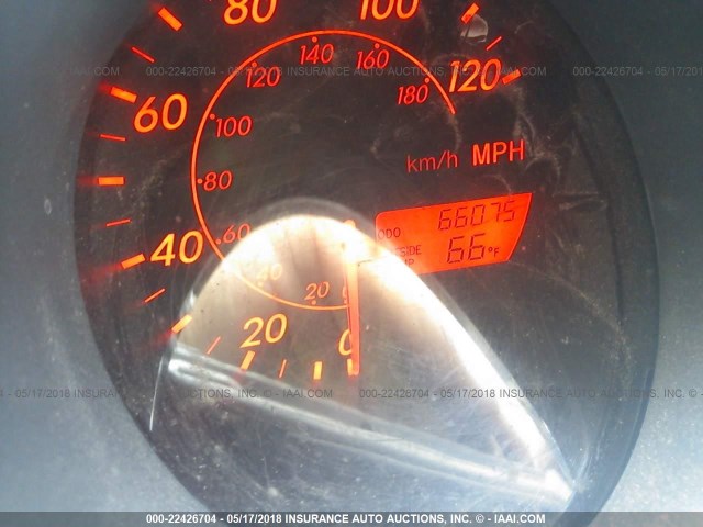 2T1LR32E93C121262 - 2003 TOYOTA COROLLA MATRIX XR BLACK photo 7